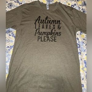 Women’s medium ‘autumn leaves and pumpkins please’ top